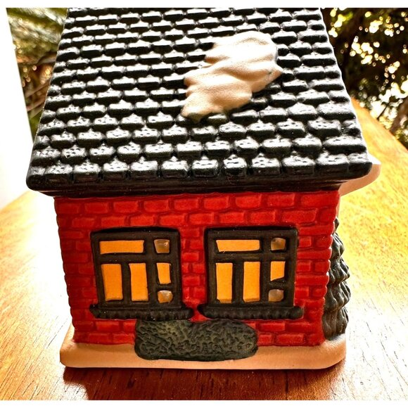 VTG Gift Collection Hand Painted Porcelain School Tea Light House New Christmas - Picture 5 of 12